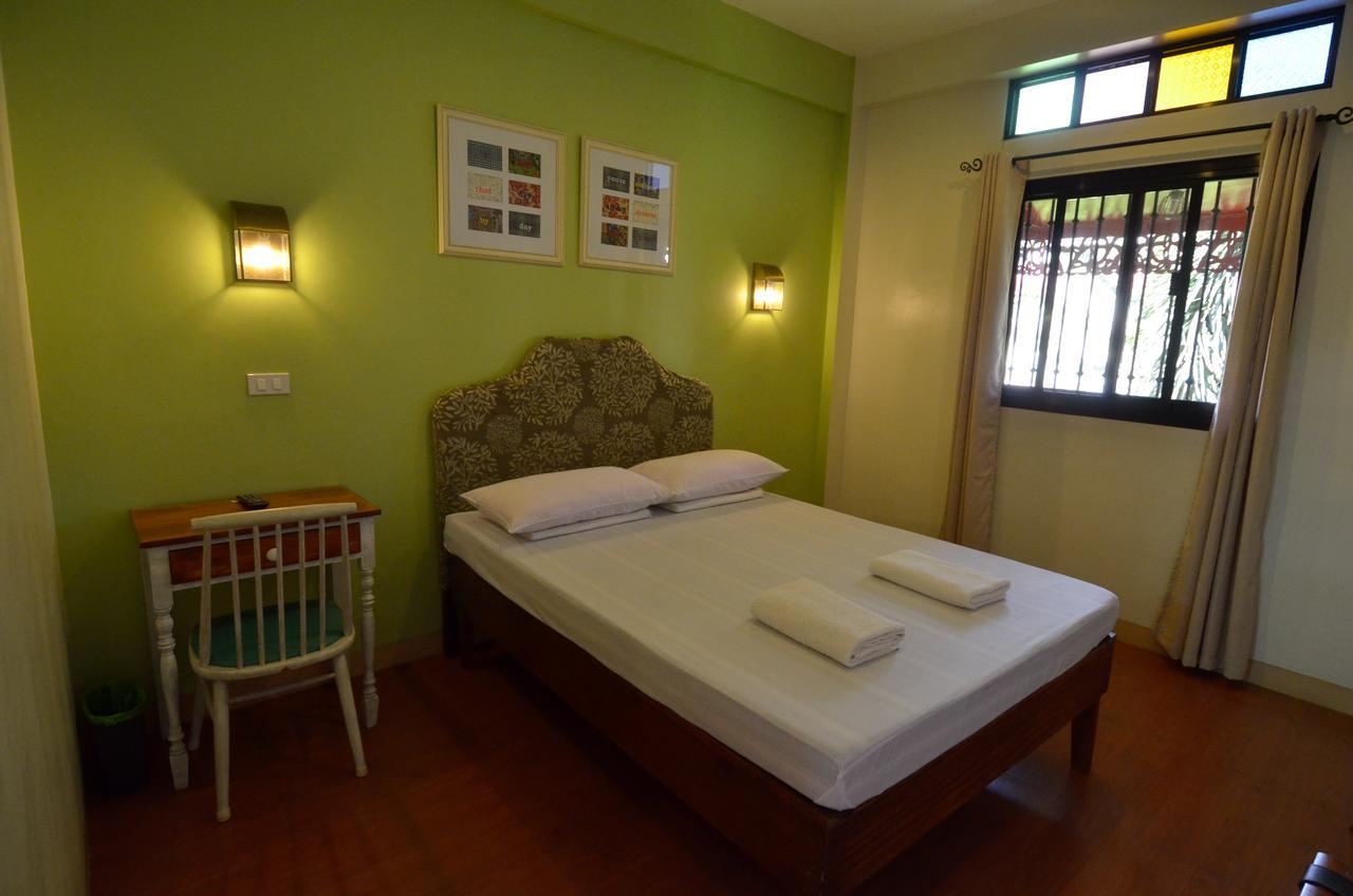 Casita Aurora Bed And Breakfast Legazpi Bagian luar foto