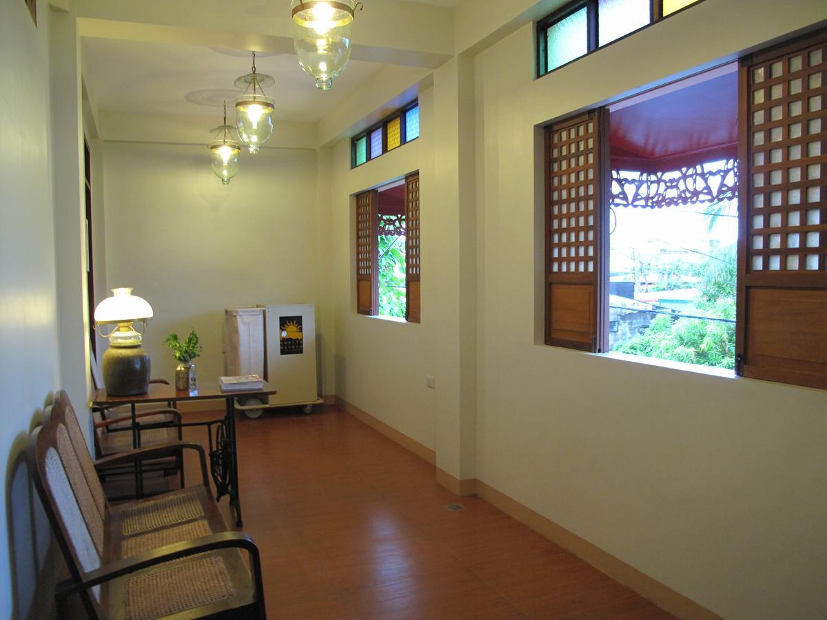 Casita Aurora Bed And Breakfast Legazpi Bagian luar foto