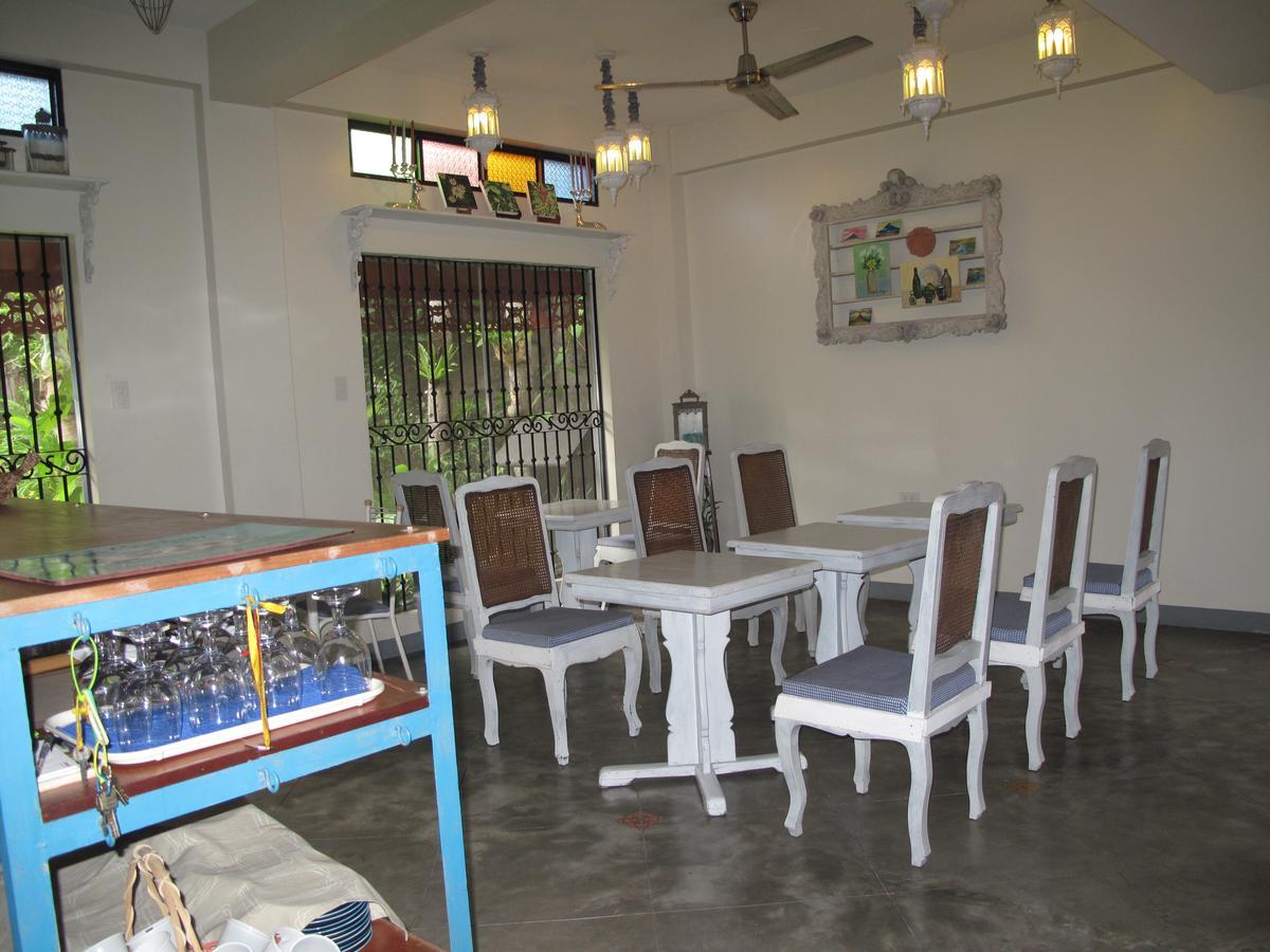 Casita Aurora Bed And Breakfast Legazpi Bagian luar foto