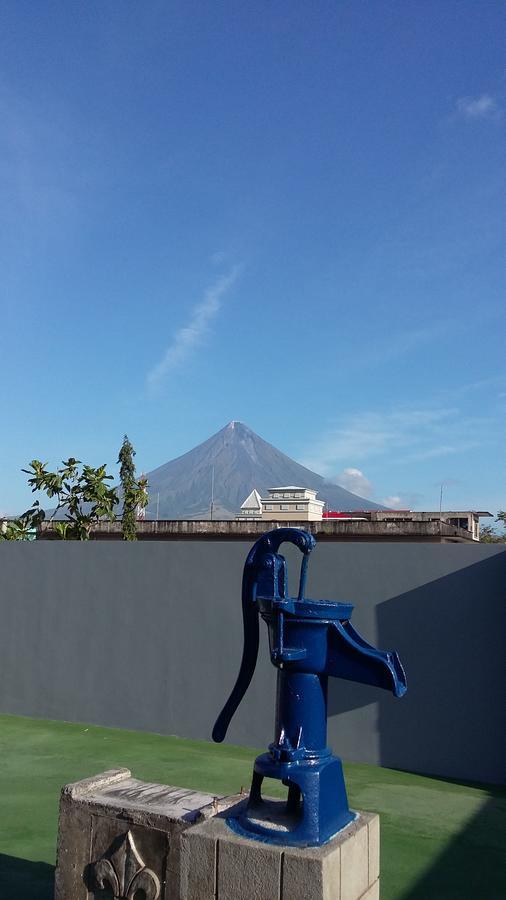 Casita Aurora Bed And Breakfast Legazpi Bagian luar foto